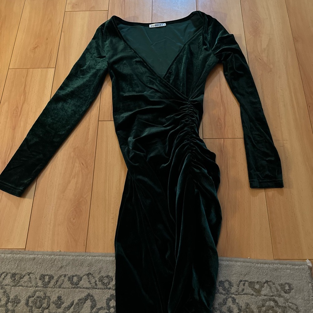 Guberry green velvet dress size XS